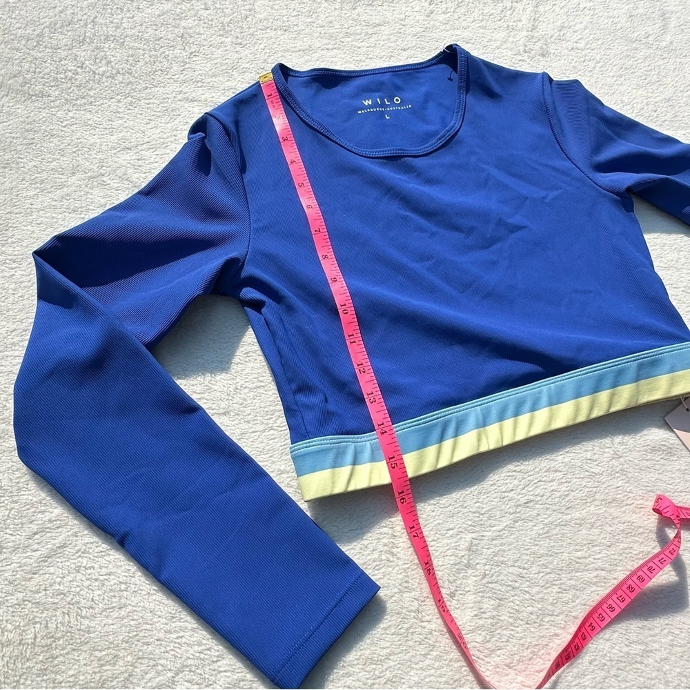 Cropped Long-Sleeve Athletic Top in Royal Blue - Picture 9 of 11